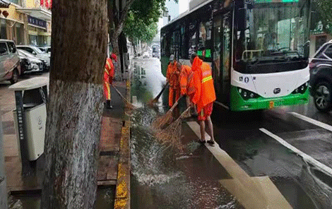 风雨无阻显担当 闻汛而动保安全